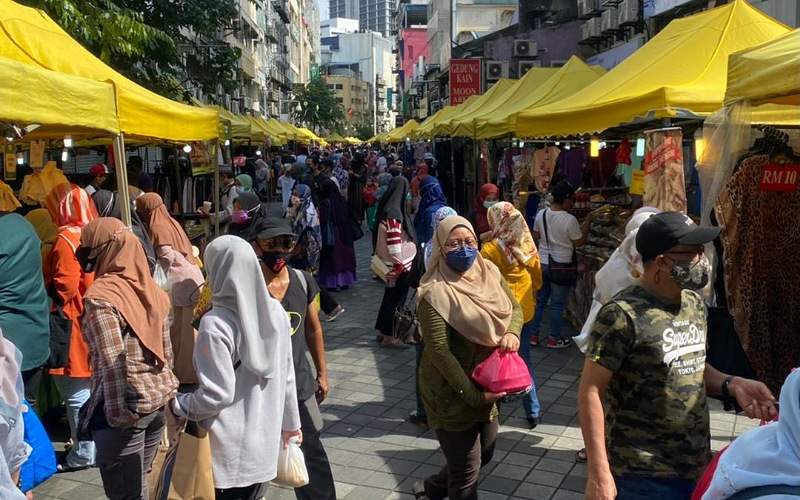 Pasar Malam Jalan Tar Sesak Bagi Persediaan Ramadhan Sahih