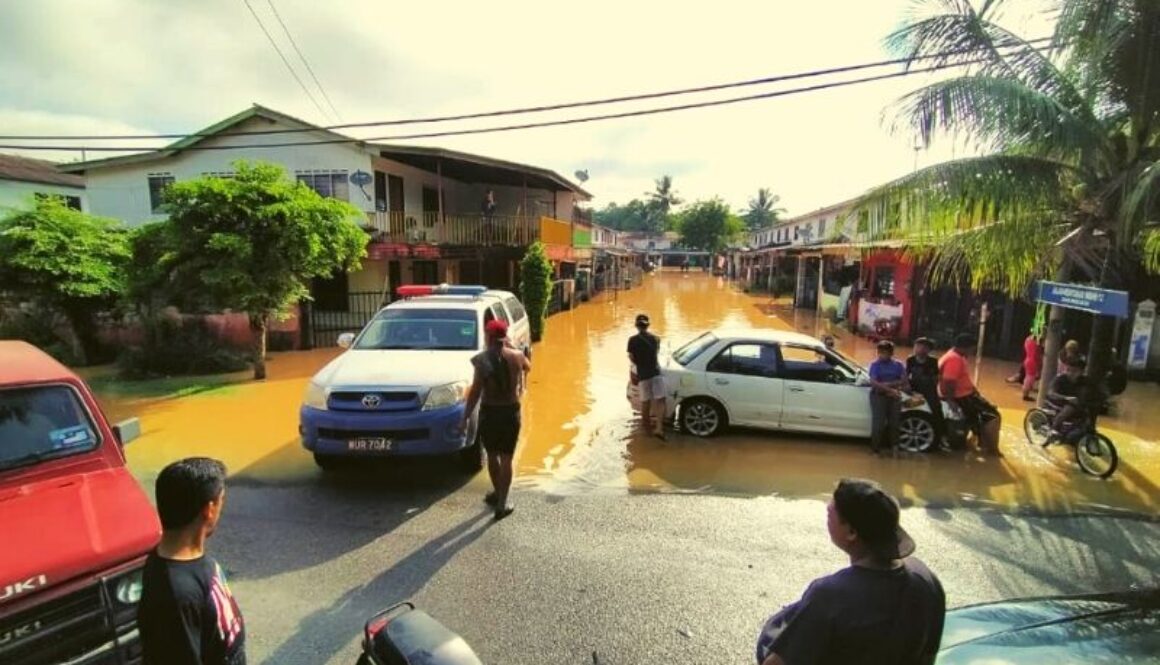 Banjir Kilat Taman Mentakab Indah Sahih